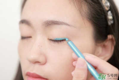 ֲ������ɫ֮Ϳ���߱�ɫ�� ֲ������ɫ֮Ϳ���߱���ɫ